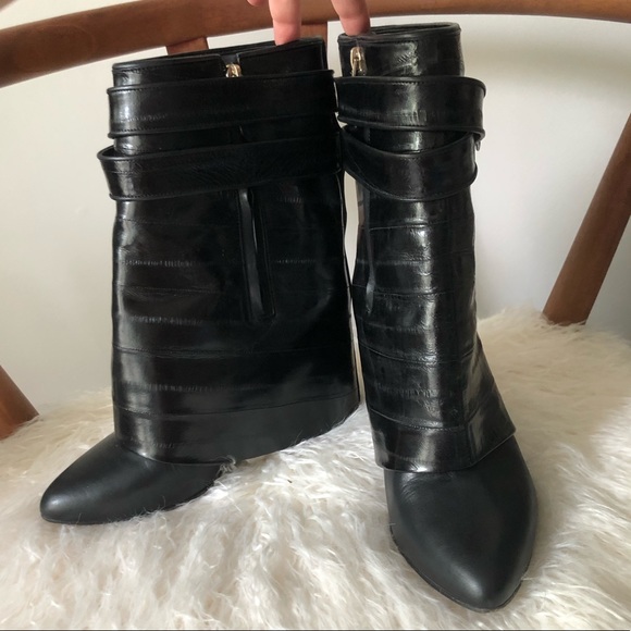 SOLD💥 GIVENCHY Eel Shark Lock Boots 38 - Picture 3 of 8